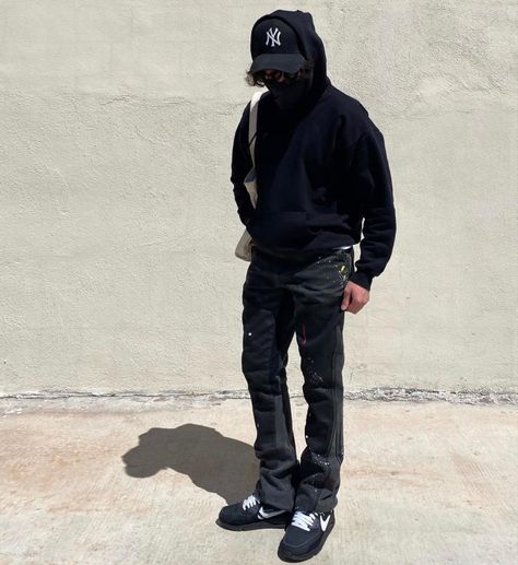 Black Airforce Outfit Men, Black Airforce Outfit, Rick Owens Street Style, Fit Pics, Guy Fits, Technical Design, Fashion Archive, Black Men Street Fashion, Men Street Fashion