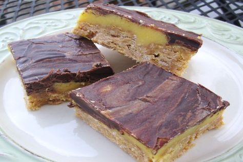 Layer Bars Recipe, Layered Bars, Frozen Pies, Cake Frozen, Layer Bars, Fruit Tarts, Chill Time, Butter Bars, Peanut Butter Bars