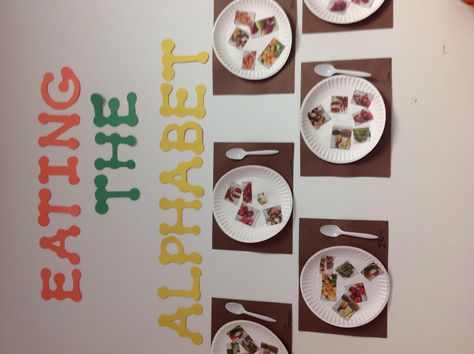 Eating the alphabet. By Lois Ehlert Nature, Eating The Alphabet Craft, Eating The Alphabet Activities Preschool, Eating The Alphabet, Healthy Crockpot Soup, Lois Ehlert, Alphabet Crafts Preschool, Author Study, Healthy Dinner Recipes With Chicken