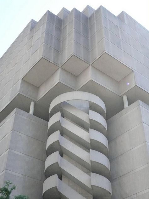 Brutalist Stair Downtown Atlanta. Repinned by Secret Design Studio, Melbourne. www.secretdesignstudio.com Brutalism Architecture, Downtown Atlanta, Architecture Ideas, Architecture Magazines, Brutalist Architecture, Amazing Buildings, Zaha Hadid, Brutalism, Built Environment