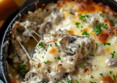 Lazy Stuffed Mushrooms, Hot Mushroom Dip Appetizer Recipes, Mushroom Dip Cream Cheese, Stuffed Mushroom Dip, Cheese Logs, Barbie Foods, Mushroom Dip, Hot Dips, Dip Ideas