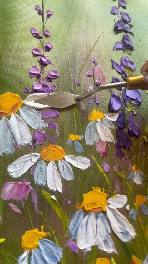 Palette Knife Painting Flowers, Pallet Knife Painting, Sarah Mcdonald, Brush Strokes Painting, Bumble Bee Art, Brown Color Schemes, Painting Canvases, Pallet Painting, Knife Art