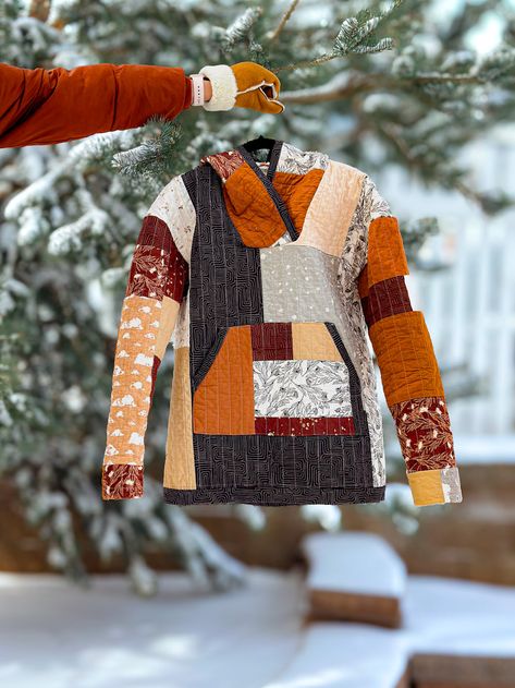 Modern Quilting Projects - Blog – Wellspring Designs Quilted Jacket Pattern, Quilted Hoodie, Hoodie Sewing Pattern, Quilted Clothing, Quilted Sweatshirt, Quilt Coat, Quilted Clothes, Downloadable Templates, Hoodie Pattern