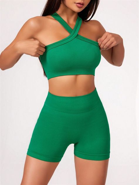 Matching Yoga Set, Women Workout Clothes, Arizona Trip, Green Plain, Musa Fitness, Women Workout, Athleisure Women, Plain Shorts, Yoga Exercise