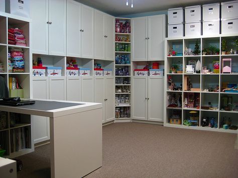 What a great Doll/Craft Room | Looks like IKEA furniture Craft Room Ideas On A Budget, Cosplay Sewing, Craft Room Ideas, Billy Ikea, Room Ideas On A Budget, Ikea Inspiration, Sewing Spaces, Ikea Billy Bookcase, Dream Craft Room