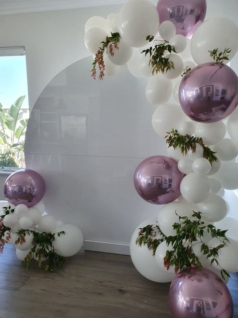 18th Debut, Lilac Balloons, Lilac Decor, Bride To Be Decorations, Purple Party Decorations, 40 Balloons, Leg Care, Lavender Decor, Balloon Background