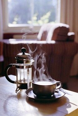 French Press  ~ my new fav way of making coffee. Once you go press you'll never go back! Steaming Coffee, Coffee Hacks, Best Espresso, French Press Coffee, Coffee Cafe, Coffee Love, Coffee Addict, Coffee Recipes, French Press