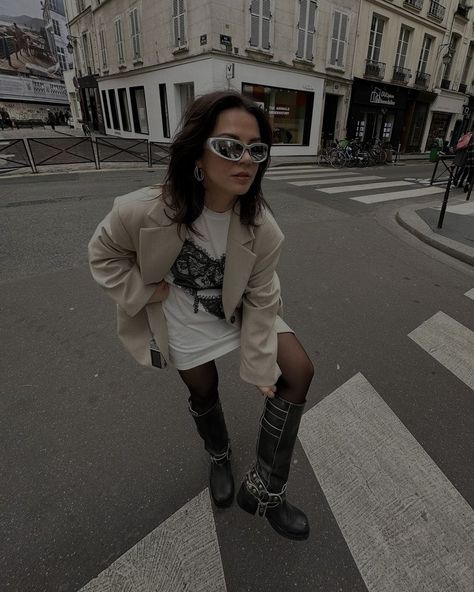 Buckle Boots Outfit Winter, Moto Boots Outfit 2023, Biker Boots Outfit Winter, Miumiu Boots, Moto Boots Outfit, Biker Boots Outfit, Buckled Boots, Combat Boot Outfit, Black Biker Boots