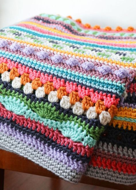 Unique Crochet Blanket, Crochet Sampler Blanket, Motifs Afghans, Scrap Crochet, Scrap Yarn Crochet, Crochet Mignon, Crochet Stitches Guide, Confection Au Crochet, Crocheted Blanket