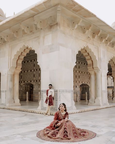 l Pre Wedding Shoot in Jaipur of Abhishek & Pooja❤️ Planning a Jaipur pre-wedding shoot? Let us create something extraordinary! ✨ DM for details. Pre wedding Location : Amer Fort, Jaipur Post is about: Jaipur Pre Wedding shoot Copyrighted / @weddingdiariesbyomp Our Wedding Photography unit: @storiesbyomp Looking for Pre Wedding shoot in Jaipur, wedding photographer in Jaipur, Jaipur pre wedding shoot, Jaipur wedding photographer then Contact us for bookings and inquiries ☎️8619685054... Jaipur Photoshoot, Pre Wedding Location, Amer Fort Jaipur, Jal Mahal, Jaipur Wedding, Amer Fort, Bridesmaid Photoshoot, Pre Wedding Shoot Ideas, Pre Wedding Poses