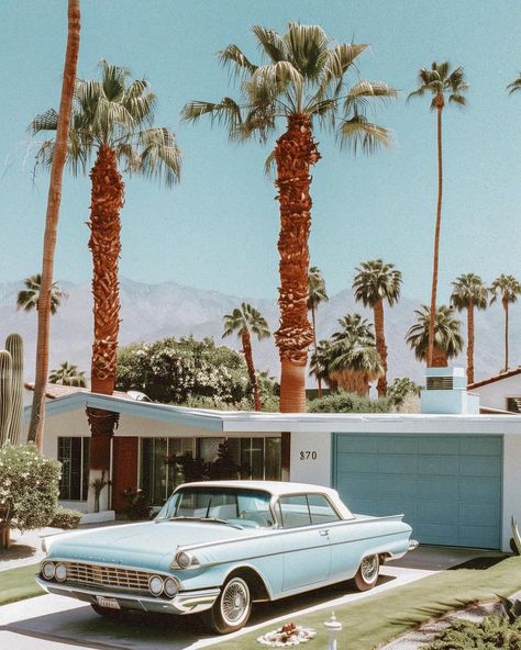 1970s Palm Springs aesthetic (AKA my dream) 🌴✨ [AI] Get your wall posters on liminaldestinations.com (link in bio!) • • • • #70sinterior #1970sinterior #70saesthetic #1970s #70svibes #70snostalgia #70sdecor #70s #vintage #interiordesign #homedecor #luxuryhomes #midcentury #palmsprings #wallart #wallprint #wallposter #aesthetic #vaporwave Vintage Palm Springs Aesthetic, Palm Springs Motel, Retro Architecture, 70’s Decor, Vintage Palm Springs, Palm Springs Aesthetic, Palm Springs Home, 70s Interior, Summer Phone