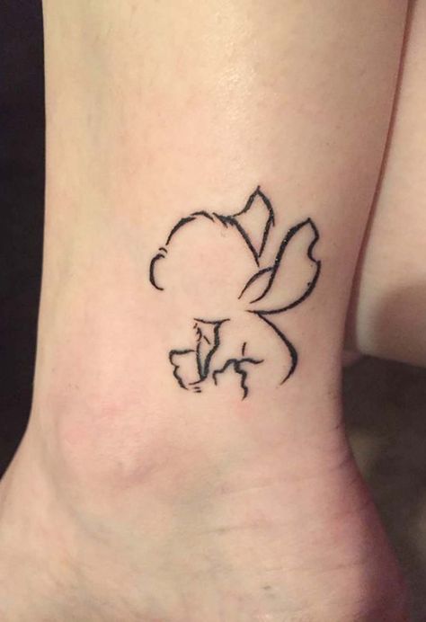 Stitch Ankle Tattoo, Disney Tattoos Small Stitch, Small Tattoos Stitch, Stitch Tattoo Minimalist, Stitch Line Tattoo, Minimalist Stitch Tattoo, Small Tattoo Disney, Cute Stitch Tattoo Ideas, Small Tattoo Ideas Disney