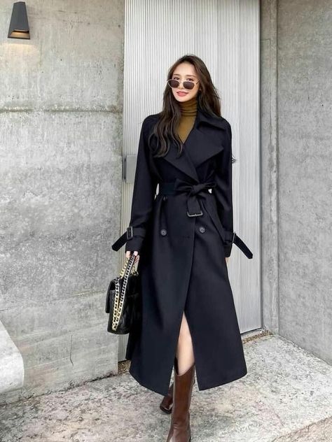 Girls Long Coat, Winter Long Coat, Trench Coat Dress, Fashion Sketches Dresses, Korean Fashion Dress, Fashionista Clothes, Modest Fashion Outfits, Coat Design, Looks Chic