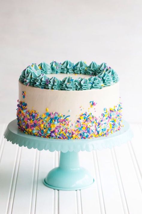 Funfetti Cake Recipe, Homemade Birthday Cakes, Tasty Videos, Funfetti Cake, Sprinkle Cake, Simple Birthday Cake, Cake Videos, Birthday Cake Decorating, Drip Cakes