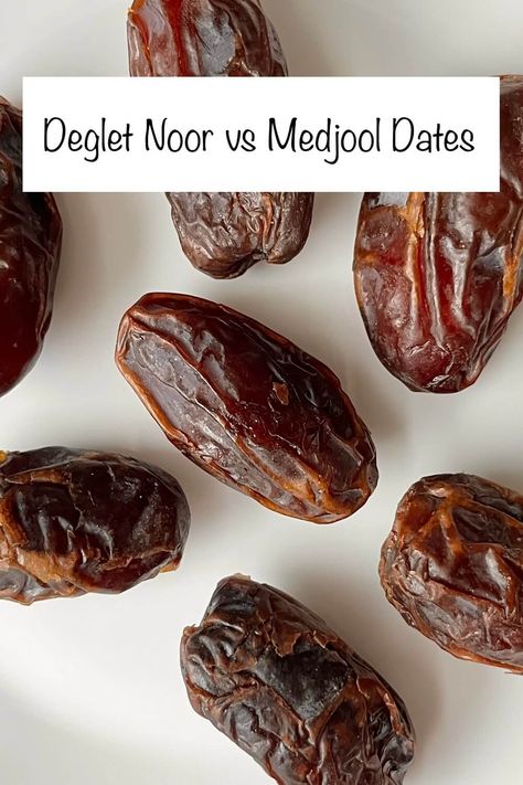 Medjool dates on a white plate. Deglet Noor Date Recipes, Chocolate Dates Cake Recipe, Deglet Noor Dates, Date Recipes Desserts, Date Cake, Sugar Free Treats, Date Recipes, Decadent Chocolate Cake, Best Sweets