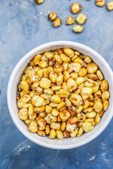 Easy Homemade Corn Nuts Baked or Fried Snack Recipe - Homemade Corn Nuts - either baked or fried snack recipe, are a delicious, addictive, salty and crunchy snack you can't get enough of!  #homemadecornnutsfriedorbaked #sidedishes Essen, Homemade Corn Nuts, Corn Nuts Recipe, Parched Corn, Yogurt Muffin, Road Snacks, Snacks Vegan, Corn Nut, Viral Recipes