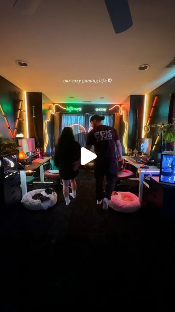 Video Game Couple Goals, Couples Gaming Together Aesthetic, Game Room Ideas For Couples, Couples Gamer Room, Couples Gaming Set Up, His And Her Game Room, Dual Gaming Setup Couple, Two Person Gaming Setup, Gaming Room Couple