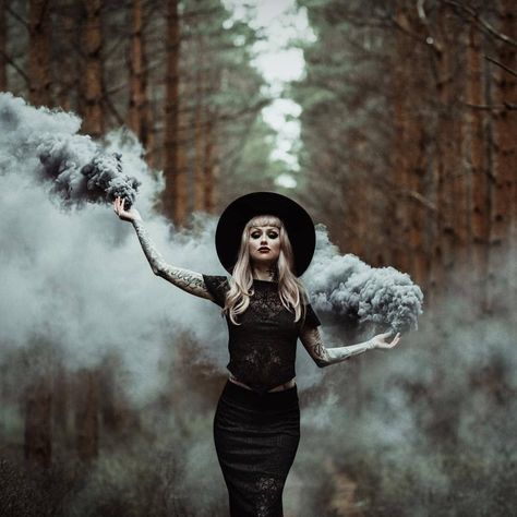 Pumpkin Queen Photoshoot, Funeral Themed Photoshoot, Pagan Marriage, Moody Family Photoshoot, Generational Photoshoot, Coven Photoshoot, Witchy Photography, Witchy Shoot, Moody Pictures