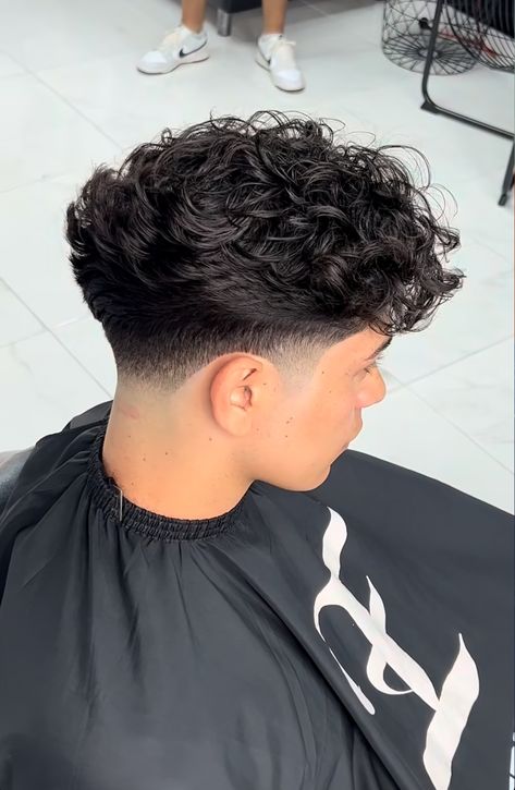 Men’s Curly Hair Low Taper Fade, Low Fade Fringe Haircut, Lower Fade Haircut, Tapper Fade Boys Haircut Curly, Haircut For Men With Curly Hair, Low Taper Fade Fringe, Men's Curly Haircut, Hot Haircuts For Men, Low Taper Haircut Men