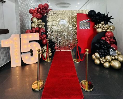 Hollywood Theme Prom, Hollywood Red Carpet Theme, Hollywood Red Carpet Party, Hollywood Sweet 16, Red Party Themes, Hollywood Decorations, Hollywood Theme Party Decorations, Red Carpet Sweet 16, Red Carpet Theme Party