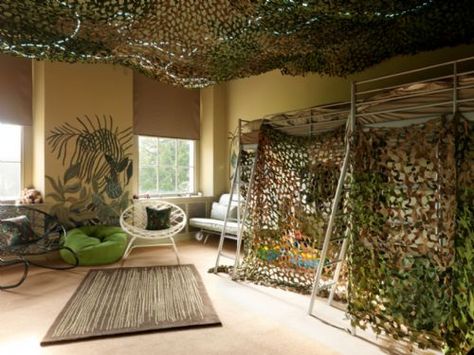 camo netting Camouflage Bedroom, Camo Bedroom, Camo Rooms, Army Bedroom, Safari Bedroom, Jungle Bedroom, Hunting Room, Jungle Room, Jungle Nursery