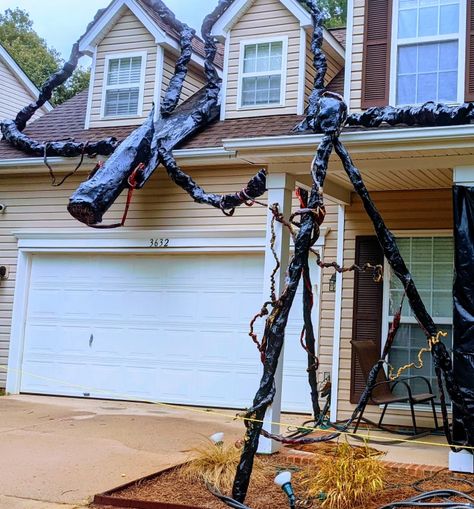 Frugal Frights and Delights | Inspiring Enchantment Without Spending a Fortune Diy Mind Flayer, Stranger Things Halloween Decorations, The Mind Flayer, Creepy Halloween Props, Large Cardboard Boxes, Cheap Diy Halloween Decorations, Outdoor Halloween Decorations, Stranger Things Halloween, Mind Flayer