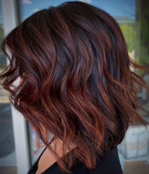 Auburn Brown Balayage, Fall Hair Highlights For Brunettes, Dark Auburn Highlights, Chocolate Copper Hair, Brown Auburn Hair, Cowboy Copper Hair, Copper Hair Dark, Cowboy Copper, Auburn Balayage