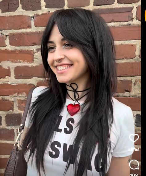 Emo Long Haircut, Goth Haircuts Long, Cool Haircuts Long Hair, Choppy Layers Long Hair, Haircut Long Hair Straight, Alt Haircuts Straight Hair, Alt Hair Straight, Alt Layered Hair, Alternative Haircuts Long