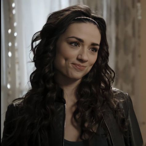 Allison Argent Icons, Alisson Teen Wolf, Teen Wolf Allison, Crystal Marie Reed, Teen Wolf Movie, Alison Argent, Wolf Movie, Crystal Marie, In Another Universe