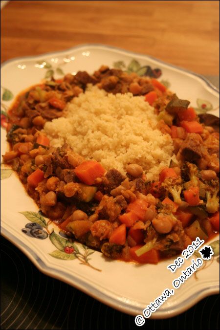 Algerian Couscous, Couscous Healthy, North African Food, Okra Stew, Algerian Recipes, Couscous Recipes, Chicken With Olives, Vegetable Stew, Culinary Experience