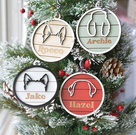 Surprise loved ones with personalized kitchen gifts this holiday season. Explore unique name tags and custom items that make cooking more special! Laser Engraved Christmas Gifts, Laser Cut Ornaments Christmas, Laser Cut Christmas Ideas, Laser Engraved Ornaments, Christmas Laser Projects, Laser Christmas Ideas, Lasered Gifts, Glowforge Christmas Projects, Mdf Christmas Decorations