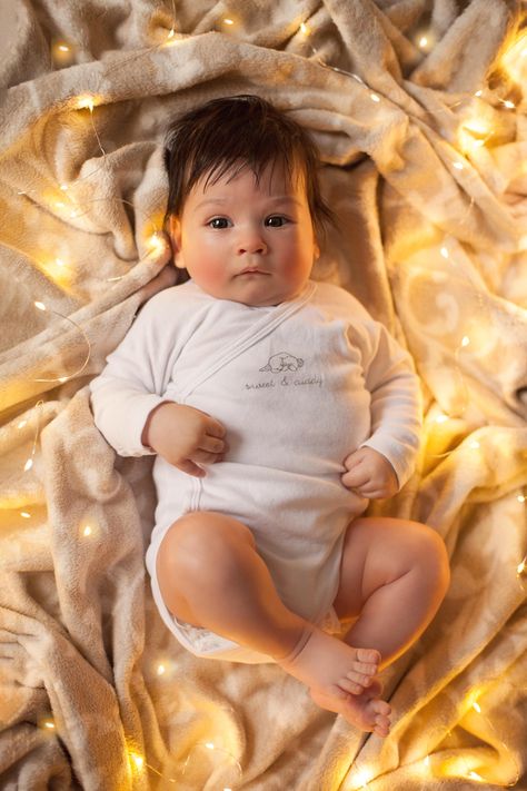 Christmas Baby Boy Photoshoot, 5months Baby Photoshoot Ideas, 2 Month Baby Boy Picture Ideas, Baby Boy Christmas Photoshoot, Baby Photoshoot Ideas Boy, Freepik Christmas, Baby Boy Photoshoot Ideas, Baby Shoot Ideas, Boy Photo Ideas