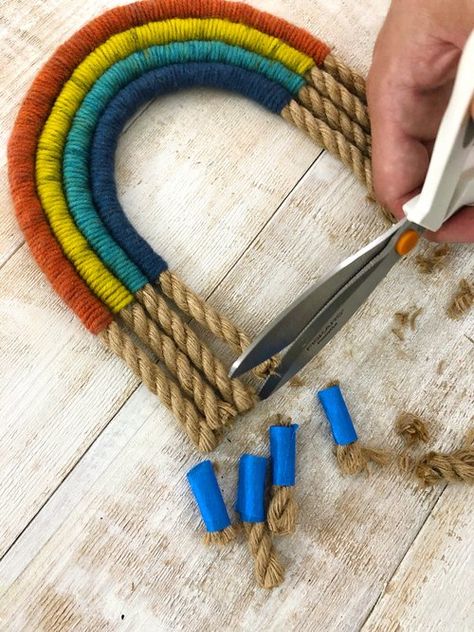 Easy Rope Rainbow Wall Art Decor — Crafty Lumberjacks Diy Pride Decor, Rope Rainbow, Yarn Rainbow, Inspiration Crafts, Yarn Hanging, Yarn Wall Art, Rainbows Christmas, Rainbow Wall Hanging, Popular Crafts