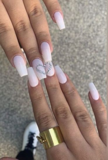 Matching Nails To Get With Your Bestie, Duo Nail Ideas, Nail Designs For Best Friends, Uñas Matching Bff, Nails Matching With Bestie, Cute Matching Nails For Best Friends, Best Friends Nails Bff, Nails For Besties, Bsf Nails Matching