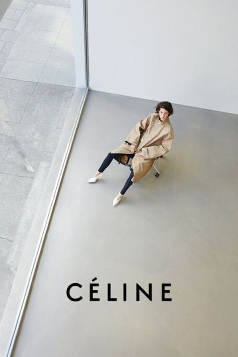 Earth Tones Fashion Marketing Campaign, Celine Campaign, Product Campaign, City Fashion Photography, Old Celine, Winter Campaign, Celine Fashion, Model Casting, Product Showcase