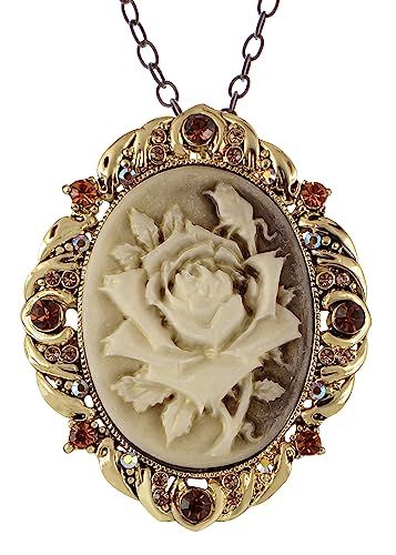 Paper Statue, Filigree Frame, Cameo Pendant Necklace, Beautiful Pendant Necklace, Engagement Parties, Necklace Flower, Inspired Necklace, Vintage Cameo, Cameo Necklace