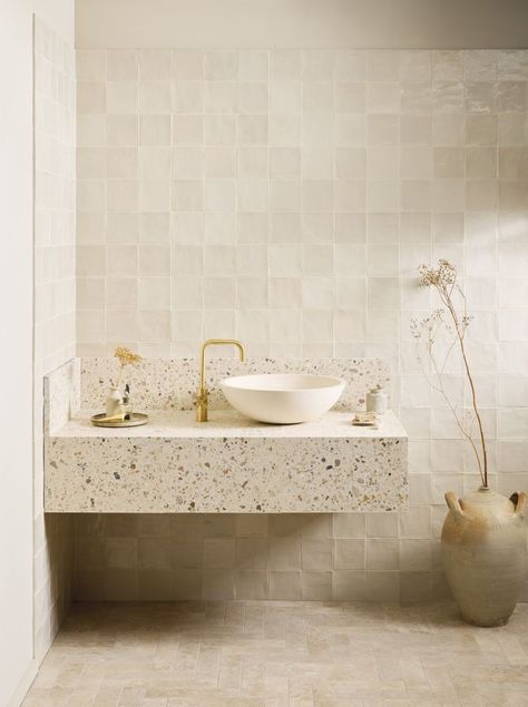 Square Tile Bathroom, Zellige Tile Bathroom, Terrazzo Bathroom, Cream Bathroom, Neutral Bathroom, Glazed Walls, Terrazzo Tile, Terrazzo Tiles, Zellige Tile