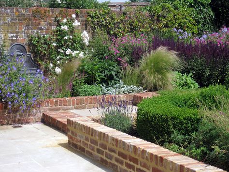 Brick Wall Gardens, Brick Garden Edging, Brick Garden, A Brick Wall, Walled Garden, Garden Types, Have Inspiration, Brick Walls, Patio Landscaping