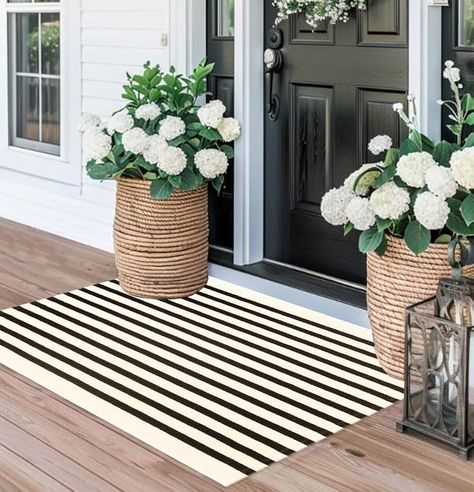 Amazon.com: HXJDCL Black and White Outdoor Rug 3x5ft Porch Rugs Hand Woven Washable Farmhouse Floor Mat Front Porch Doormat for Layered Doormat/Laundry Room/Entrance : Home & Kitchen Layered Doormat, Striped Outdoor Rug, Front Porch Rugs, Front Porch Rug, Farmhouse Flooring, Rug Cotton, Farmhouse Entryway, Porch Rug, Home Entrance