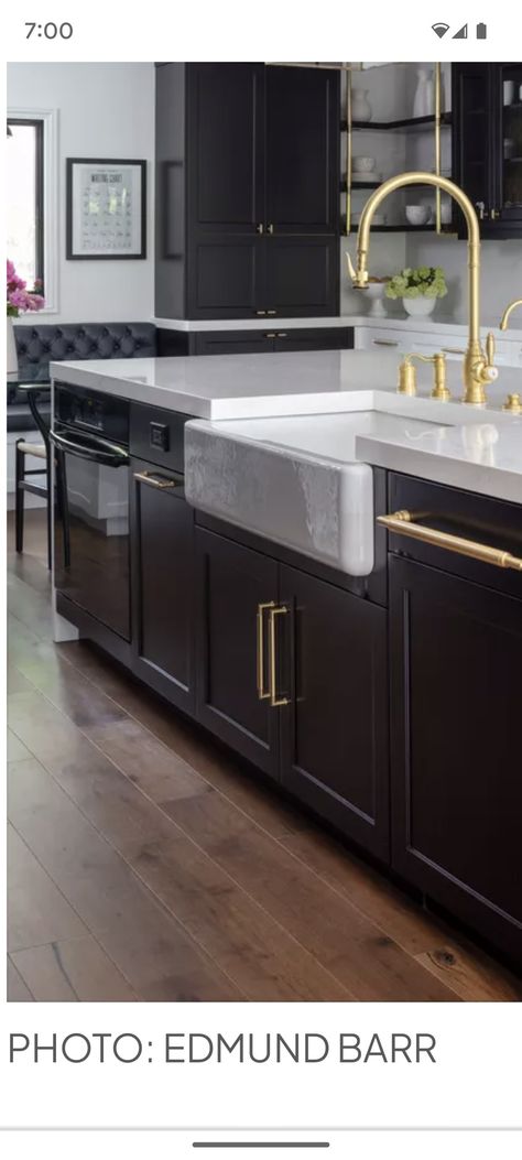 Black Satin Kitchen Cabinets, Black Kitchen Cabinets Black Countertops, Tranquil House, Kitchen With Black Cabinets, Modern Gold Kitchen, All Black Kitchen, Kitchen Ideas Black, Black Kitchen Design, Model Dapur