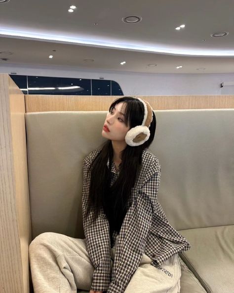 Soyeon G-idle Soyeon, Elegante Casual, Lee Min, G I Dle, Instagram Update, Pop Group, Role Models, Korean Girl, South Korean Girls