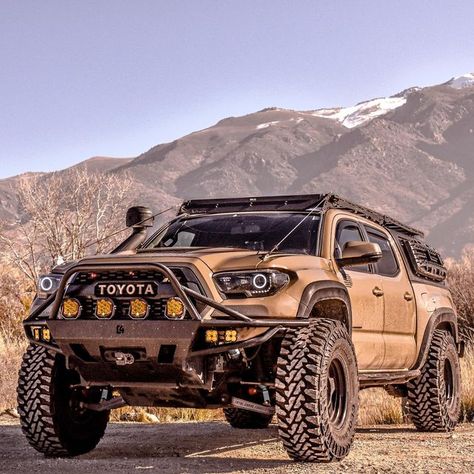 Toyota Overland Vehicles, Toyota Bakkie, Overland Tacoma, Best Off Road Vehicles, Tacoma Mods, Outside Nature, Toyota Accessories, Overland Gear, Truck Bed Camping