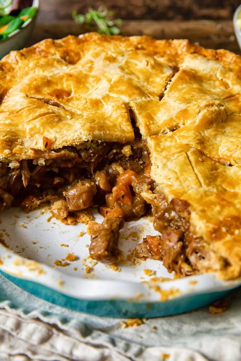 Beef And Ale Pie, Steak Pie Recipe, Steak And Ale Pie, Steak Ale Pie, Ale Pie, Steak Pie, Meat Pie Recipe, Beef Pot Pies, Steak And Ale