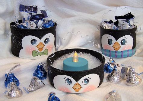 Uncanny Penguin Tin Can Treat Holders Christmas Tin Can Crafts Ideas, Tin Can Decorations, Painted Tin Cans, Recycled Tin Cans, Tin Can Art, Aluminum Can Crafts, Recycle Cans, Recycled Tin, Tin Can Crafts