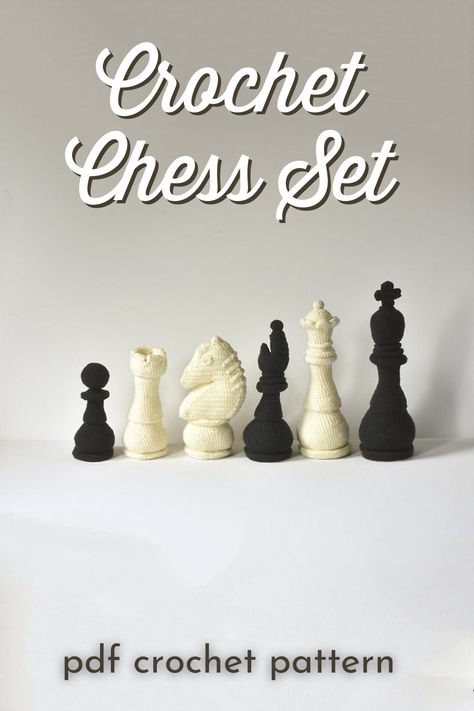 Crochet Chess Board, Crochet Chess Pieces, Crochet Chess Pieces Free Pattern, Crochet Chess Set, Crochet Chess Set Pattern Free, Chess Crochet, Crochet Games Patterns Free, One Piece Crafts, Useful Crochet Ideas