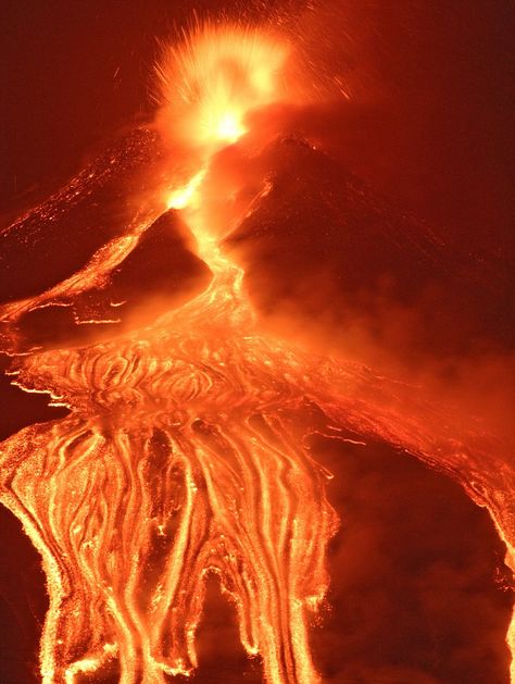 Etna's fingers of fire: Europe's most active volcano sends molten lava streaming menacingly down its mountainside Segovia Amil, Mt Etna, Molten Lava, Lava Flow, Color Reference, Active Volcano, Sicily Italy, Natural Phenomena, Red And Yellow