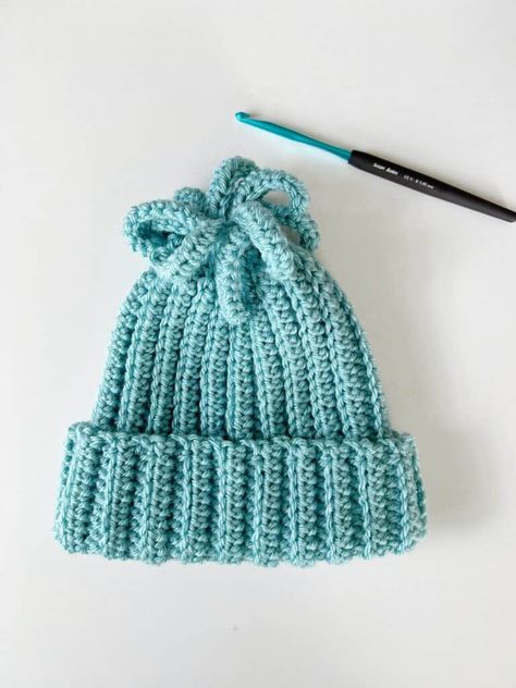 Crochet Fun Fringe Beanie Daisy Farm Crafts, Kids Winter Hat Crochet Pattern Free, Crochet Patterns For Hats Free, Crochet Childs Hat, Easy Baby Hat Crochet, Easy Crochet Hat Patterns Free Beginners, Crocheted Baby Hats Free Patterns, Kids Crochet Hat Pattern, Child’s Crochet Hat Pattern Free