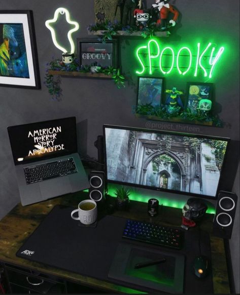 Gaming Room Setup Aesthetic Dark, Goth Gaming Setup Aesthetic, Goth Home Office Ideas, Spooky Gamer Setup, Goth Computer Setup, Gothic Game Room, Spooky Desk Decor, Alt Gaming Setup, Halloween Pc Setup