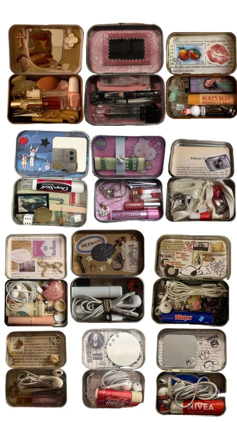 Wallet Inspiration, Mint Tin Crafts, Altoids Tins, Inside My Bag, Mint Tins, Diy Craft Tutorials, Inside Bag, Diy Crafts To Do, Personalized Wallet