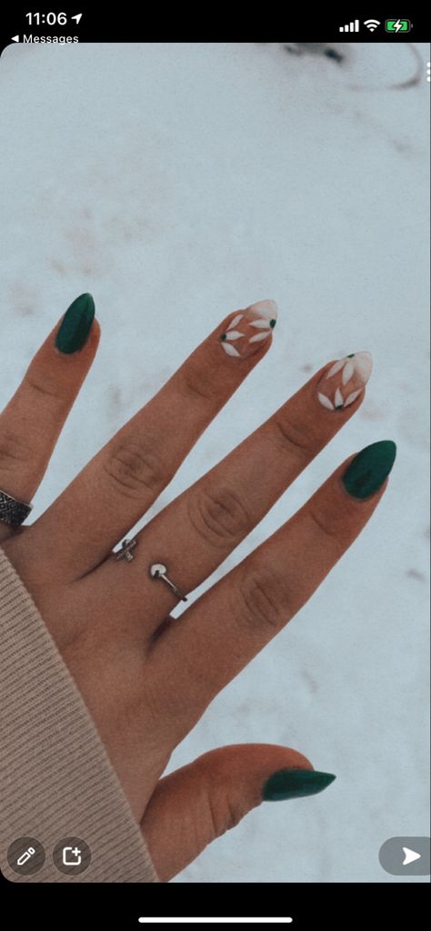 #nailsdesign #green #greennail Dark Tone Nail Designs, Emerald Green Minimalist Nails, Manicure Ideas For Short Nails Green, Forest Green Nail Ideas Short, Hunter Green Gel Nails, Green And White French Tip Acrylic Nails, Nails Inspiration Emerald Green, Emerald Green Spring Nails, Green Almond Short Nails